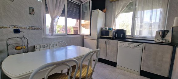 Casa de 3 dormitorios en León, Spain No. 71861 17