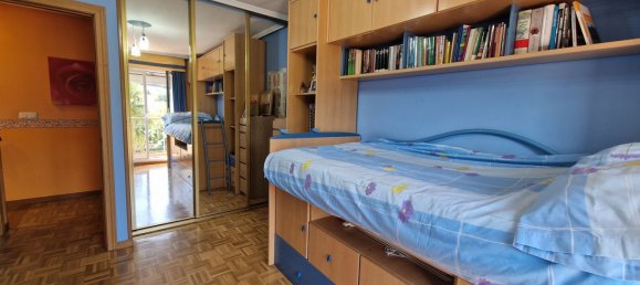 Casa de 3 dormitorios en León, Spain No. 71861 42