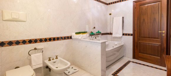 13-Zimmer Villa in Pordenone, Italy, Nr. 10429 33