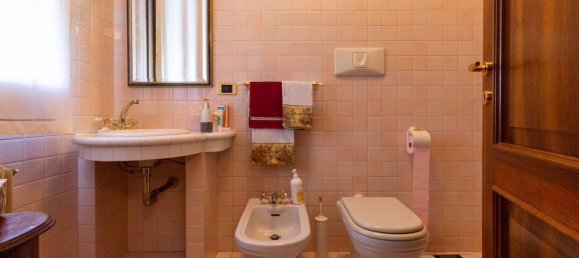 13-Zimmer Villa in Pordenone, Italy, Nr. 10429 28