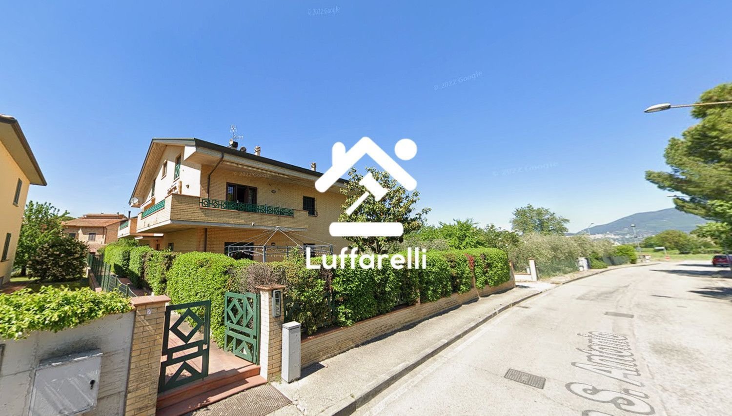 8 rooms Apartment in Bastia Umbra, Italy No. 42110