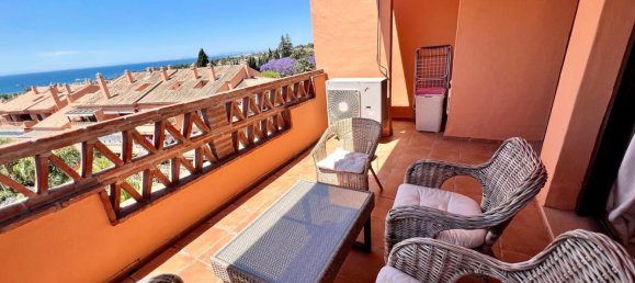 3 bedrooms Penthouse in Marbella, Spain No. 142773 2