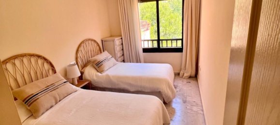 3 bedrooms Penthouse in Marbella, Spain No. 142773 22