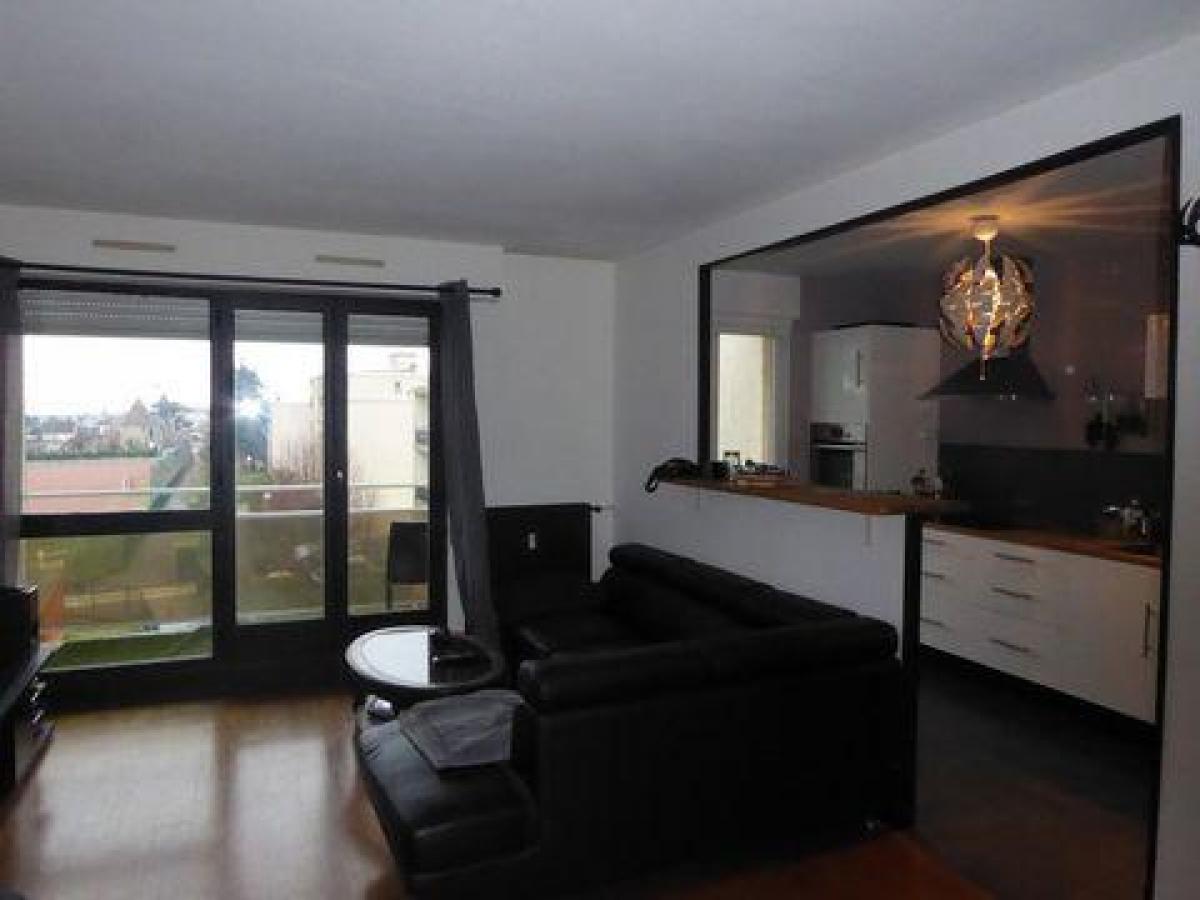 3 bedrooms Condo in Chartres, France No. 14397