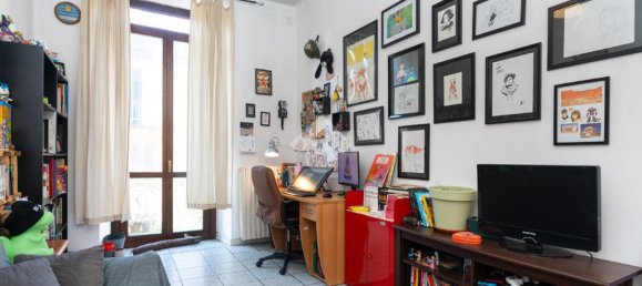 2 bedrooms Apartment in Turin, Italy No. 53216 14