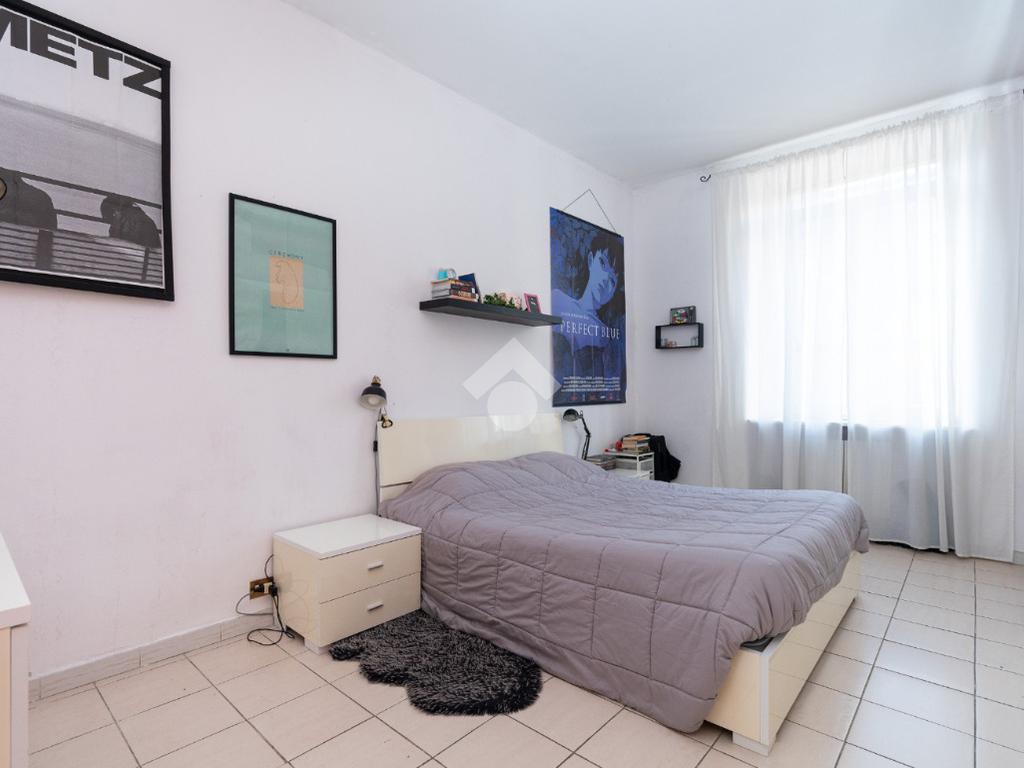 2 bedrooms Apartment in Turin, Italy No. 53216