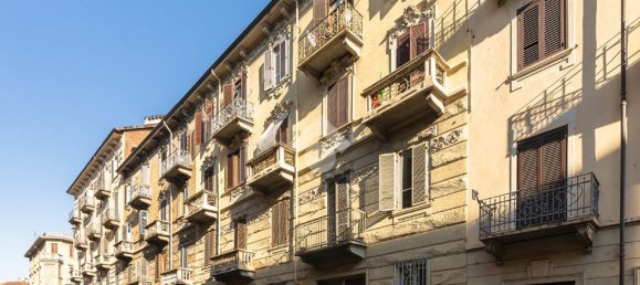 2 bedrooms Apartment in Turin, Italy No. 53216 30