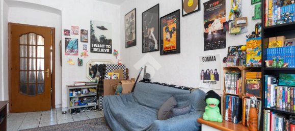 2 bedrooms Apartment in Turin, Italy No. 53216 6