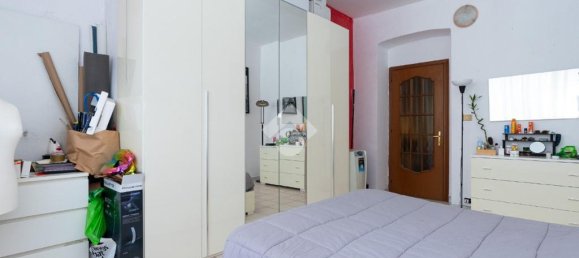 2 bedrooms Apartment in Turin, Italy No. 53216 2