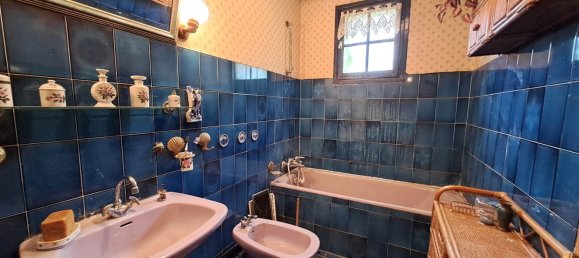 2 bedrooms House in Neron, France No. 60932 8