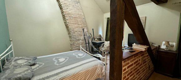 2 Schlafzimmer Haus in Romorantin-Lanthenay, France, Nr. 51722 12