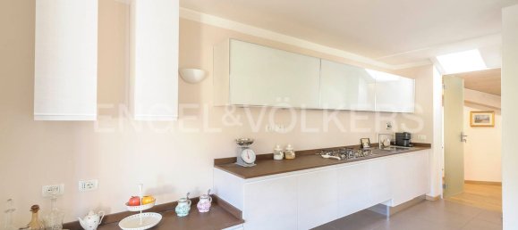 3 rooms Apartment in Bologna, Italy No. 132083 6