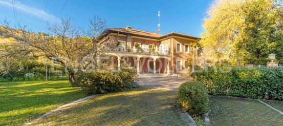 3 rooms Apartment in Bologna, Italy No. 132083 22