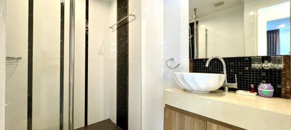 2 bedrooms Apartment in Pattaya, Thailand No. 20110 20