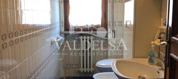 6 rooms Apartment in Poggibonsi, Italy No. 136519 11