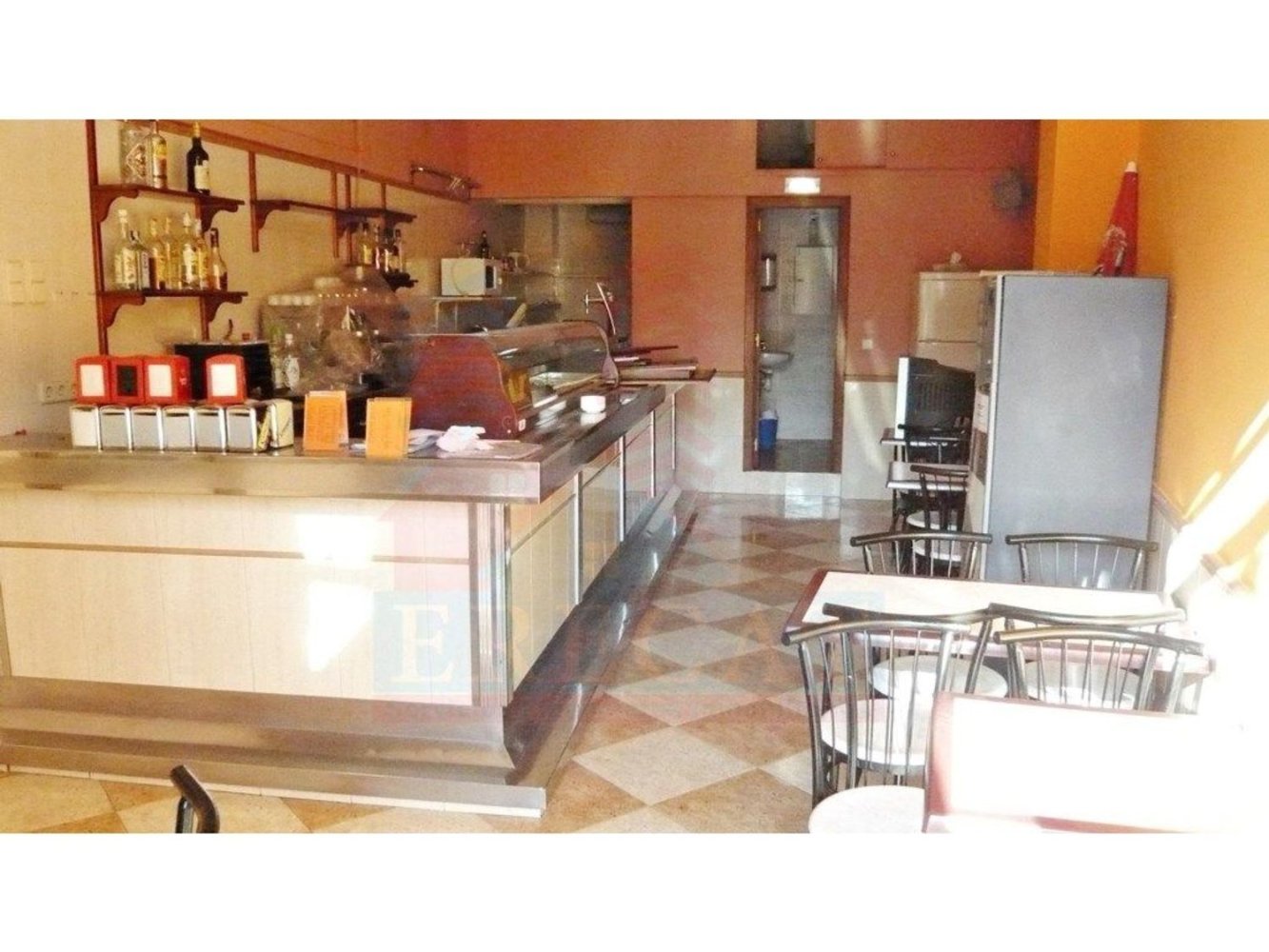 Gewerbliche Immobilie in Esplugues de Llobregat, Spain 55m², Nr. 237262