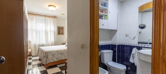 4 bedrooms House in La Zubia, Spain No. 168906 8