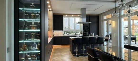 7 rooms House in Potsdam, Germany No. 8609 7