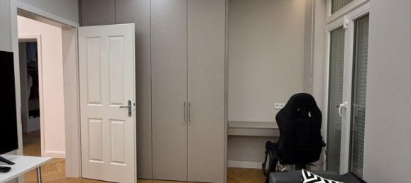 7 rooms House in Potsdam, Germany No. 8609 28