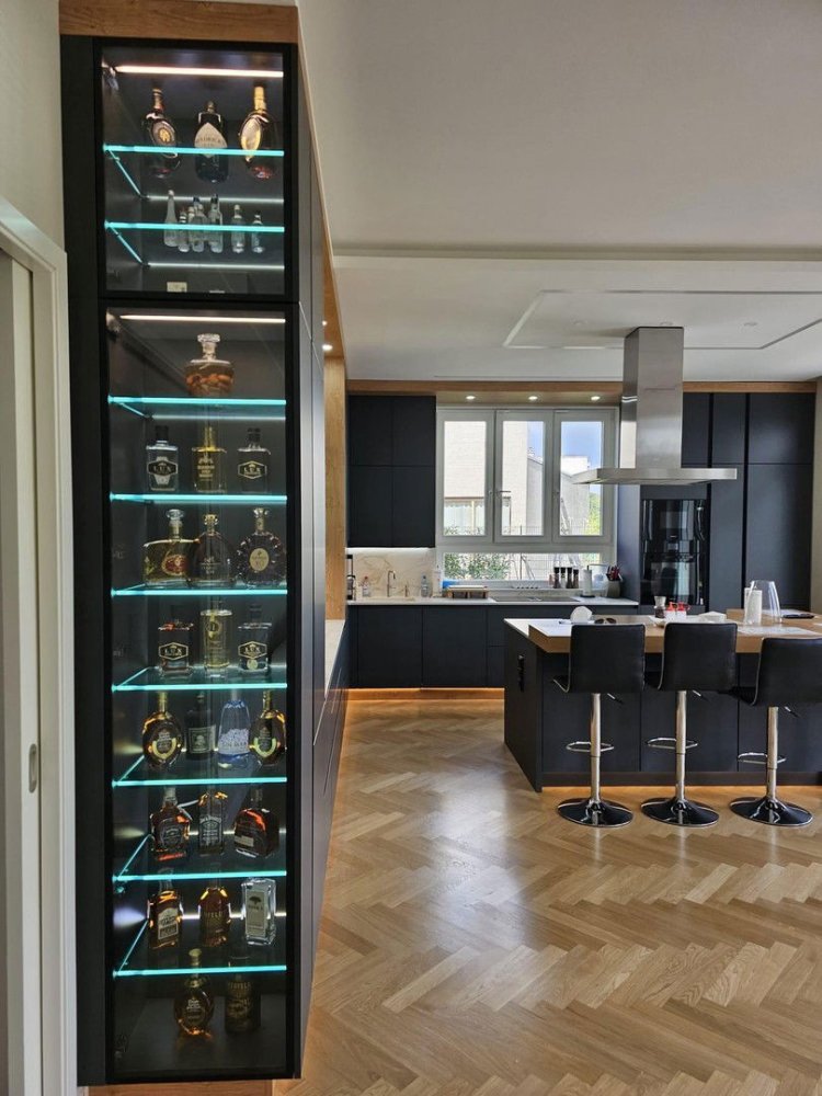 7 rooms House in Potsdam, Germany No. 8609