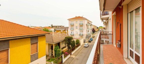 4-Zimmer Wohnung in Busto Arsizio, Italy, Nr. 40288 8