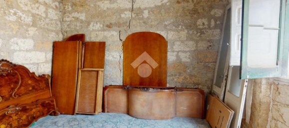 3 Schlafzimmer Haus in Brindisi, Italy, Nr. 42374 8