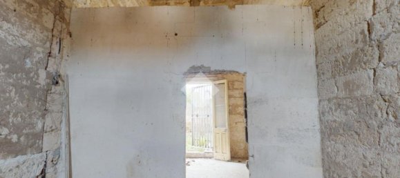 3 Schlafzimmer Haus in Brindisi, Italy, Nr. 42374 9