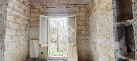 3 Schlafzimmer Haus in Brindisi, Italy, Nr. 42374 11