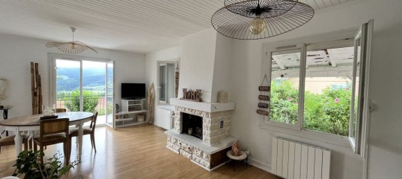 Villa de 2 dormitorios en Propieres, France No. 197906 6