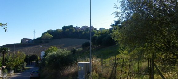 5 bedrooms House in Fermo, Italy No. 79713 10