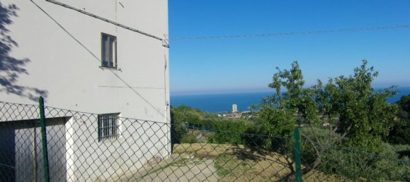 5 bedrooms House in Fermo, Italy No. 79713 3