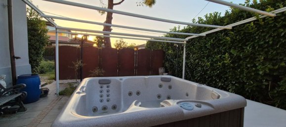 11 Schlafzimmer Villa in Bressana Bottarone, Italy, Nr. 359506 13