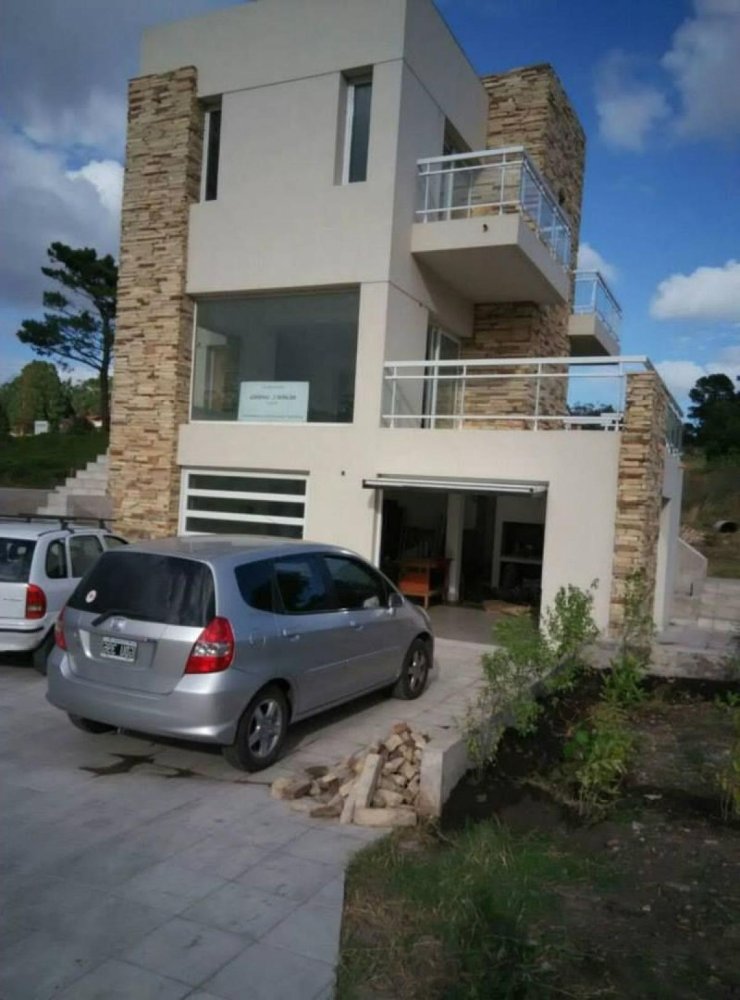 Дом с 3 спальнями в Буэнос-Айрес, Аргентина № 79678