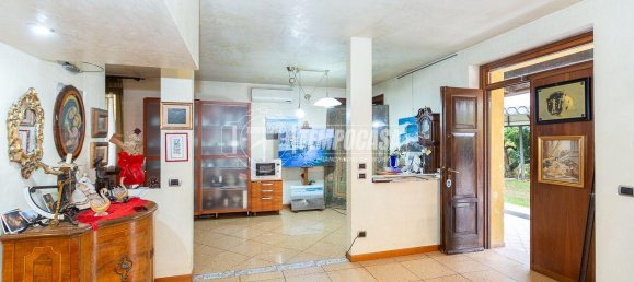 4 rooms Villa in Paderno Franciacorta, Italy No. 236945 16