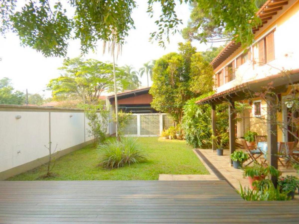 Дом с 4 спальнями в Сан-Паулу, Бразилия № 486257