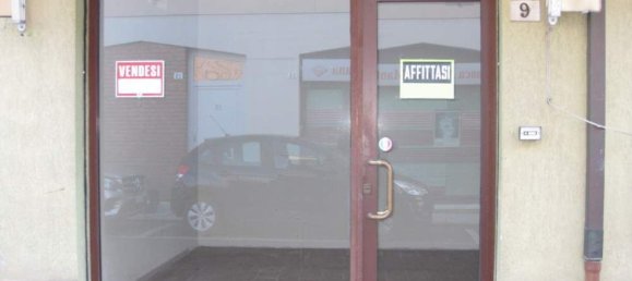 2 rooms Commercial property in Montecchio Emilia, Italy No. 128981 2