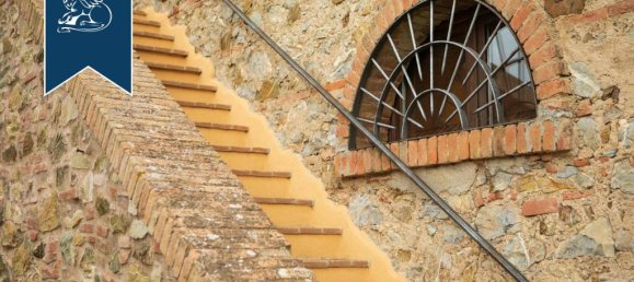 6 bedrooms Commercial property in Gavorrano, Italy No. 362925 16