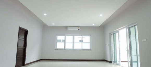 Café / restaurante T3 em Bang Lamung, Thailand N.º 4937 9