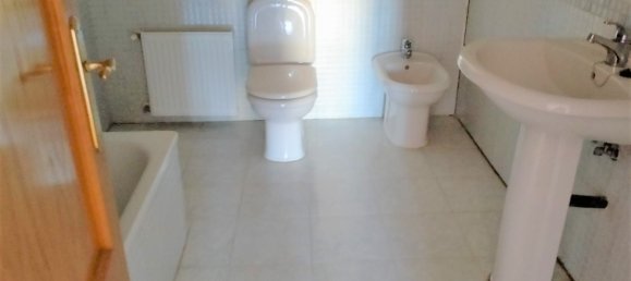 3 Schlafzimmer Wohnung in Almazan, Spain, Nr. 111384 8
