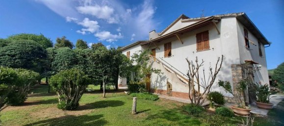 10 rooms House in Magliano in Toscana, Italy No. 21537 3