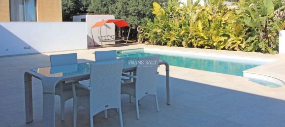 Bungalow de 3 dormitorios en Mellieha, Malta No. 3115 2