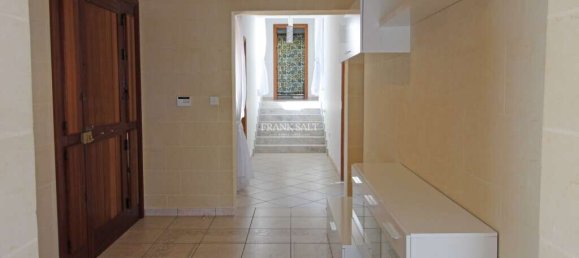 Bungalow de 3 dormitorios en Mellieha, Malta No. 3115 15