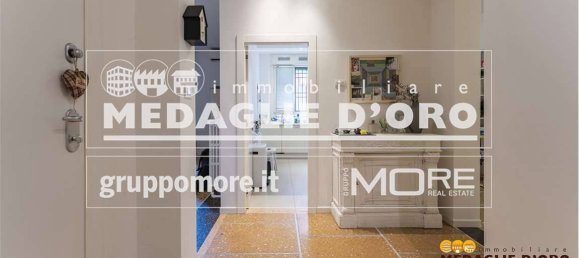 3 bedrooms Apartment in Modena, Italy No. 330248 5
