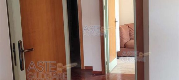 7 rooms Apartment in Crispano, Italy No. 99008 23