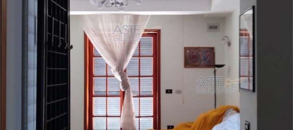 7 rooms Apartment in Crispano, Italy No. 99008 15