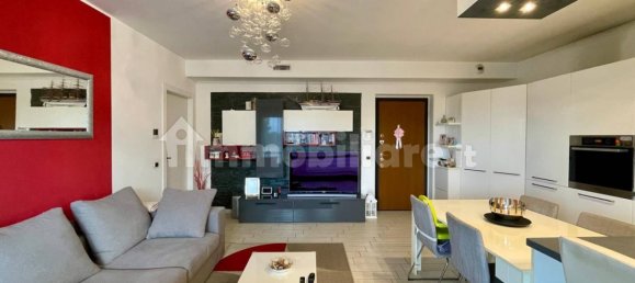 2 Schlafzimmer Wohnung in Nova Milanese, Italy, Nr. 296794 4