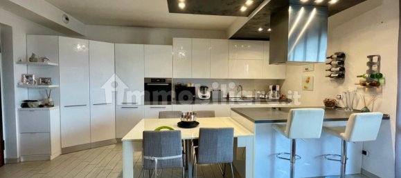 2 Schlafzimmer Wohnung in Nova Milanese, Italy, Nr. 296794 8