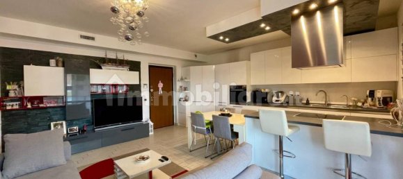 2 Schlafzimmer Wohnung in Nova Milanese, Italy, Nr. 296794 34