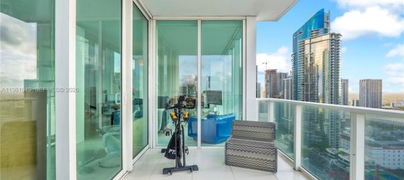 2 dormitorios propiedad comercial en alquiler en Miami, Miami-Dade, Florida, USA № 615344 2