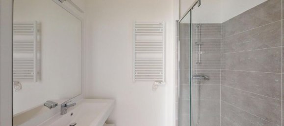 Apartamento de 3 dormitorios en Asnieres-sur-Seine, France No. 279136 8